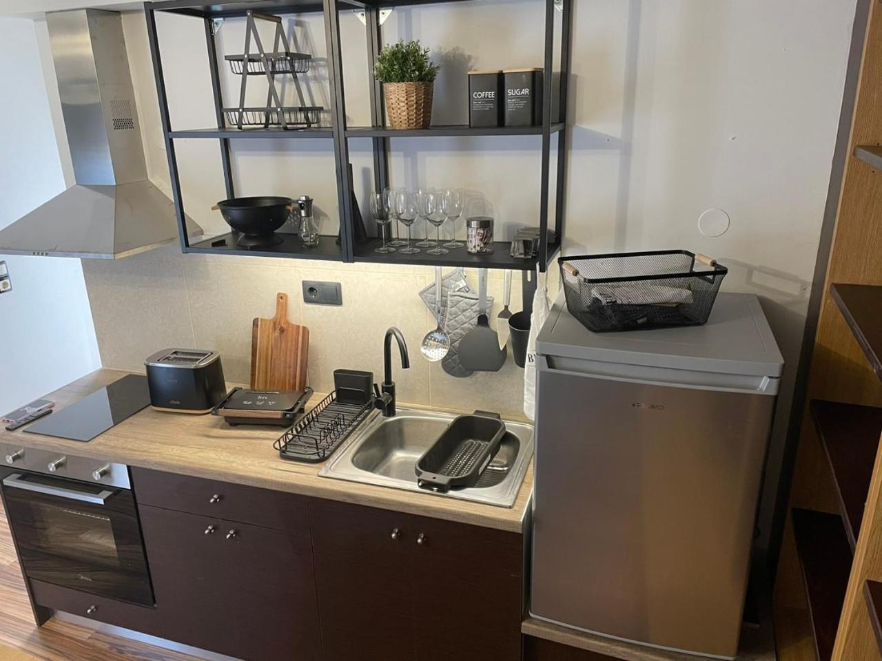 Cocomelo Apts 3 Luxury Apartment *