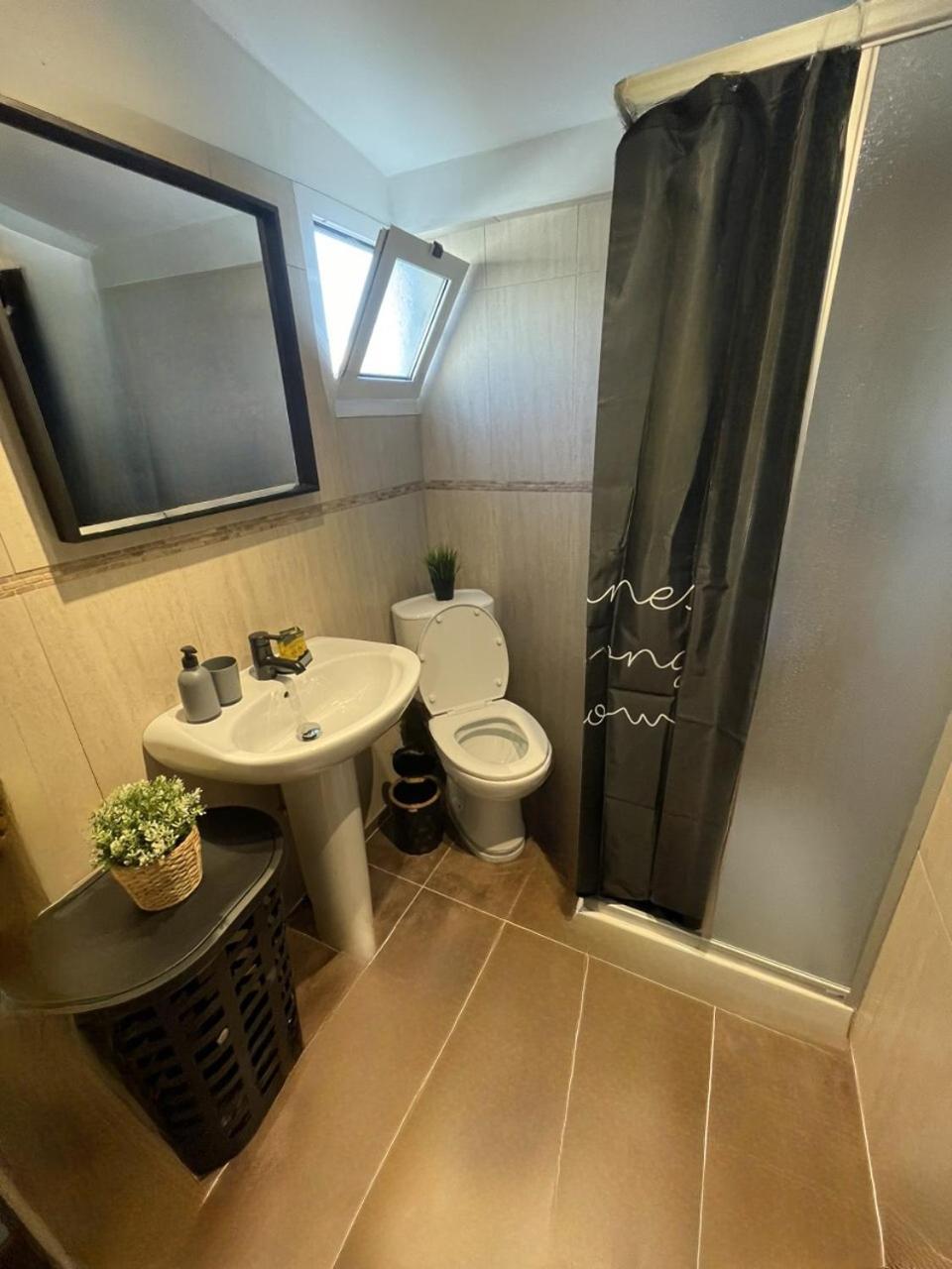 Cocomelo Apts 3 Luxury Apartment *
