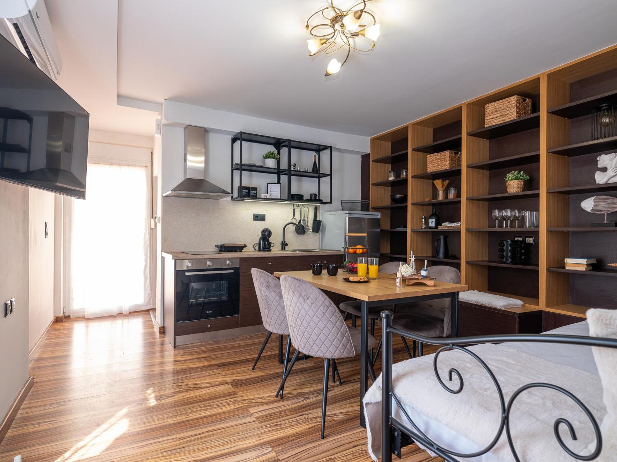 Cocomelo Apts 3 Luxury Apartment