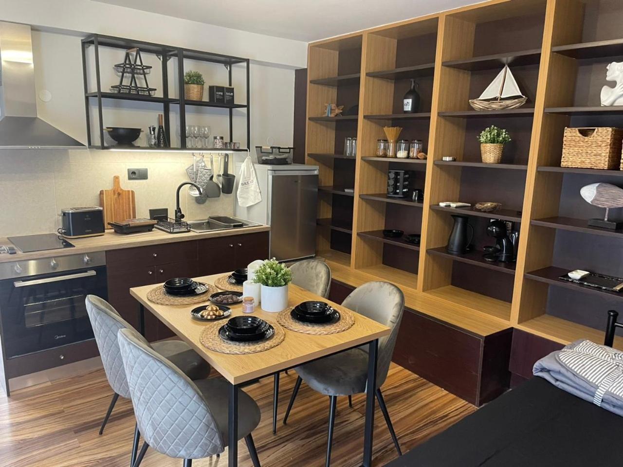 Cocomelo Apts 3 Luxury Appartement